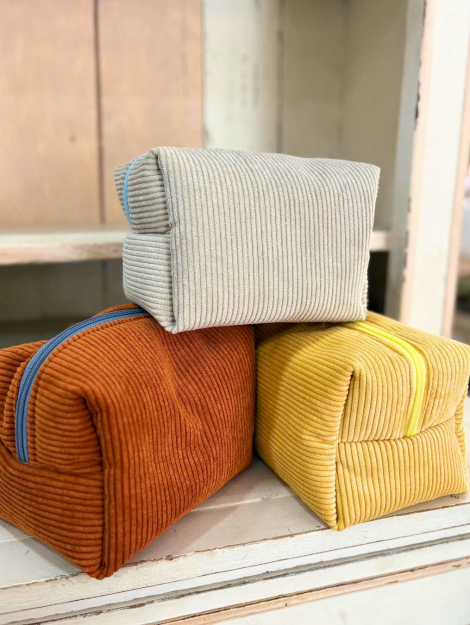 Trousse size grande - grigia, marrone e gialla