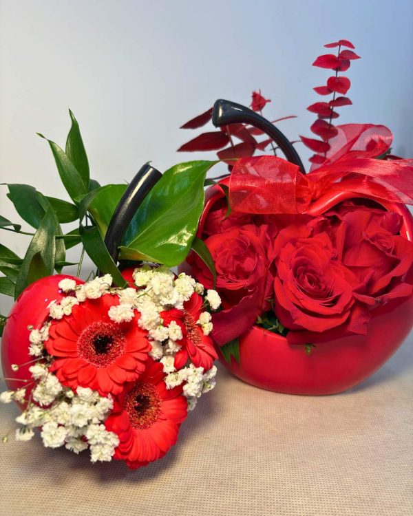 Composizione in vaso a forma di mela