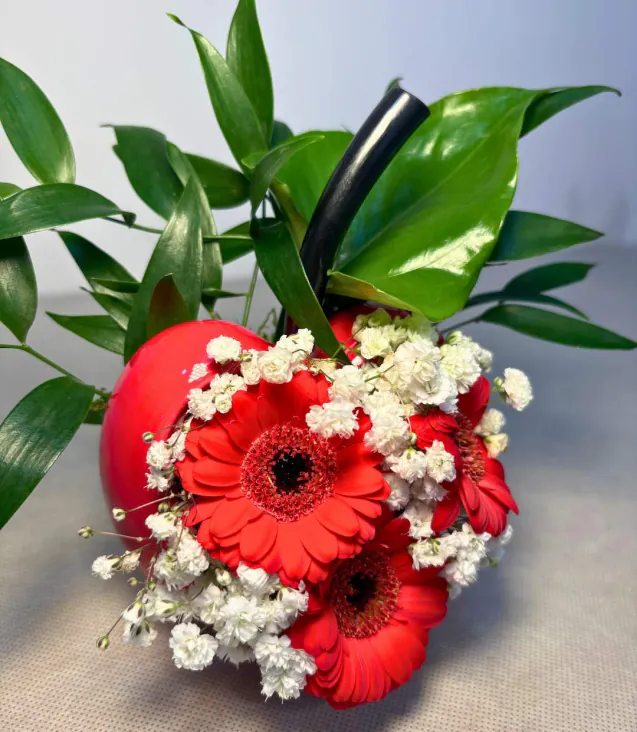 Composizione in vaso piccola rossa